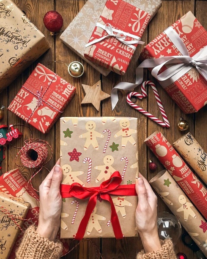 Что подарить на Новый год? Лучшие идеи подарков родственникам и друзьям