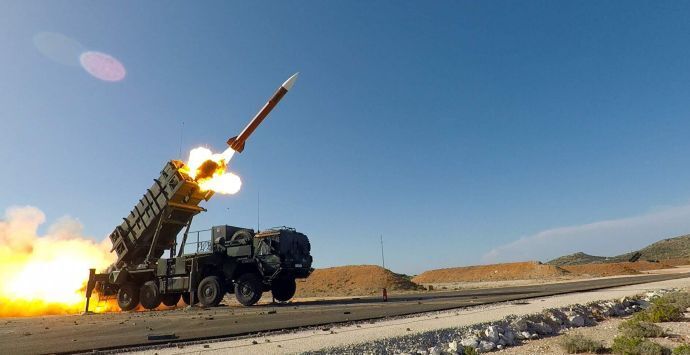 Поставки патриотов на Украину, приближение поражения армии РФ или очередной отмыв денег «недружественных» стран.