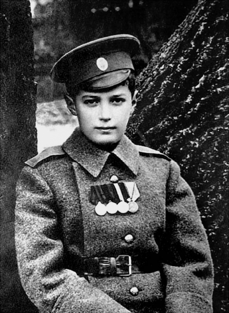 Пять жертв династических браков: кровосмешение в королевских семьях и его последствия!