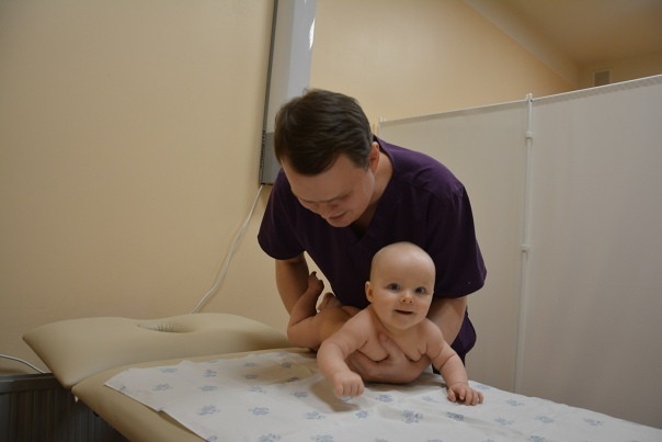 Детский массажист с чуткими руками и сердцем