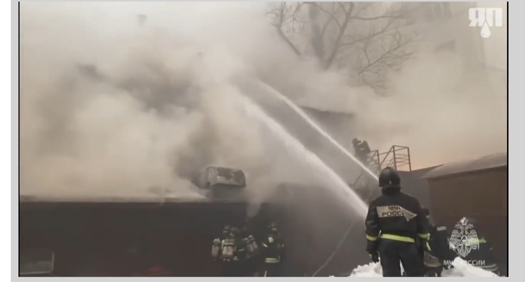 Новый год начался с пожара в Москве