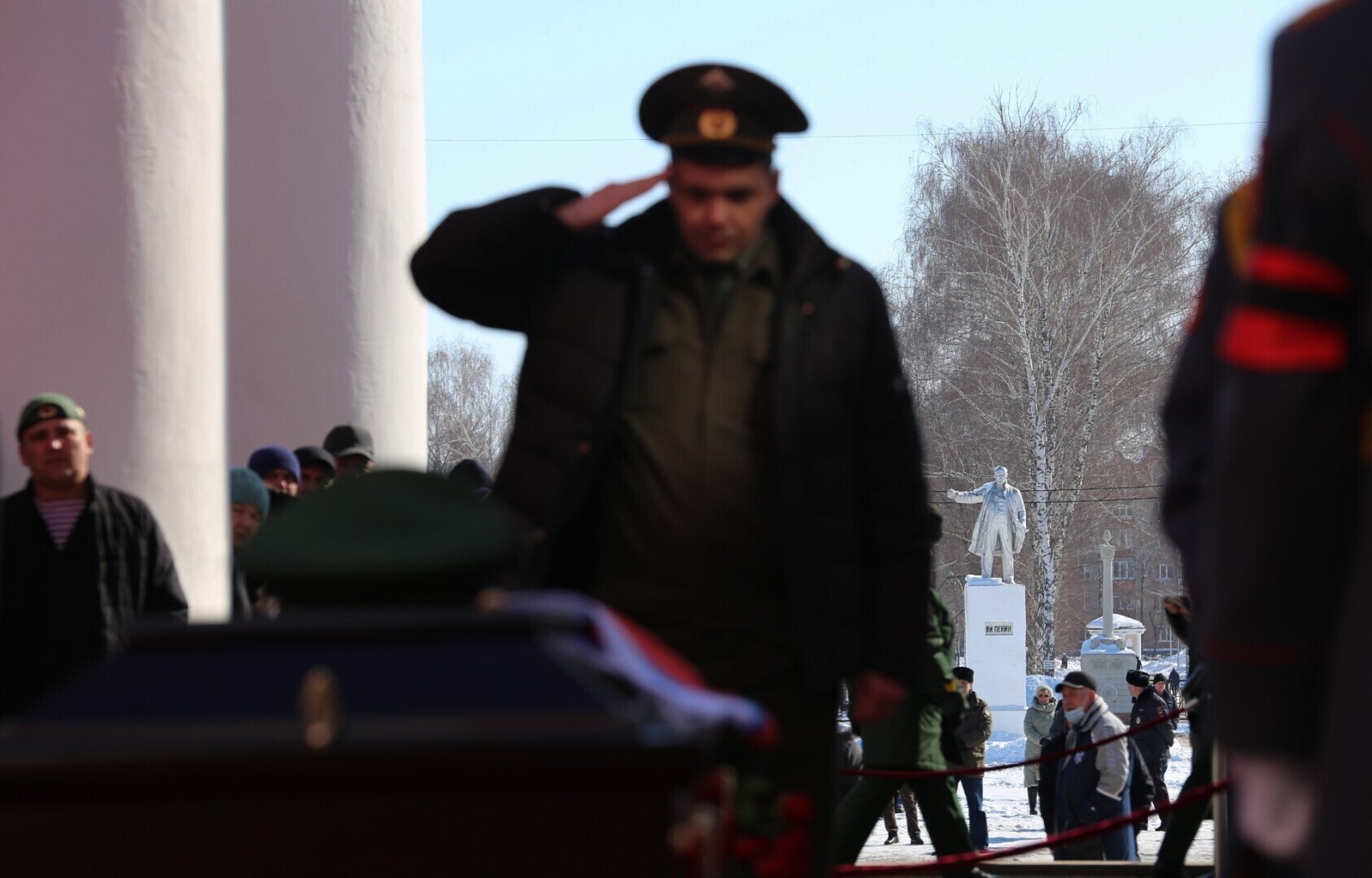 Кто должен ответить за гибель 63-х военных России в Макеевке?