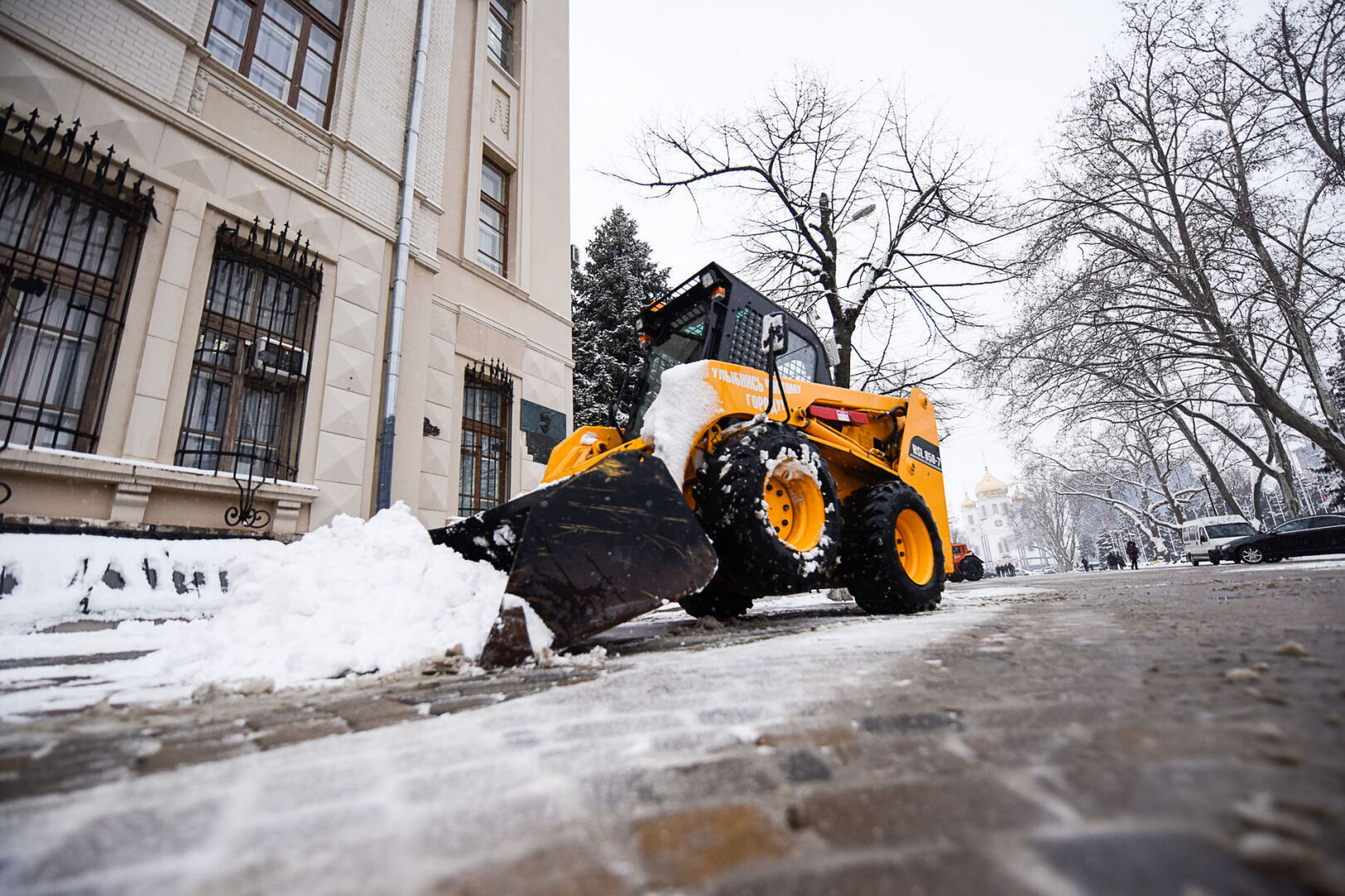 Хитрый подрядчик выплатит 4 миллиона "за уборку снега", который на самом деле отсутствовал