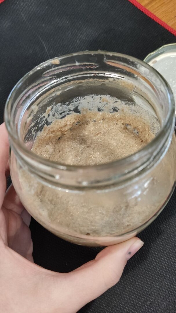 День 3 и день 4. Breadовая история. Продолжаем кормить закваску