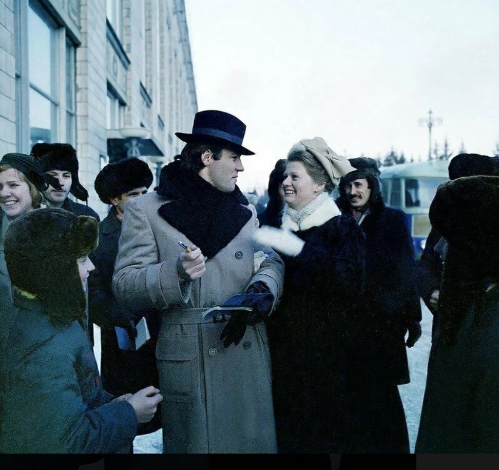 Назад в СССР. Редкие фото знаменитостей (часть 6)