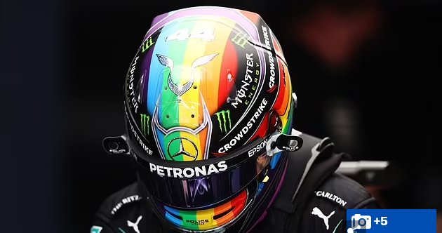 Льюис Хэмилтон рискует быть наказанным за ношение радужных шлемов в поддержку прав ЛГБТ<span style=