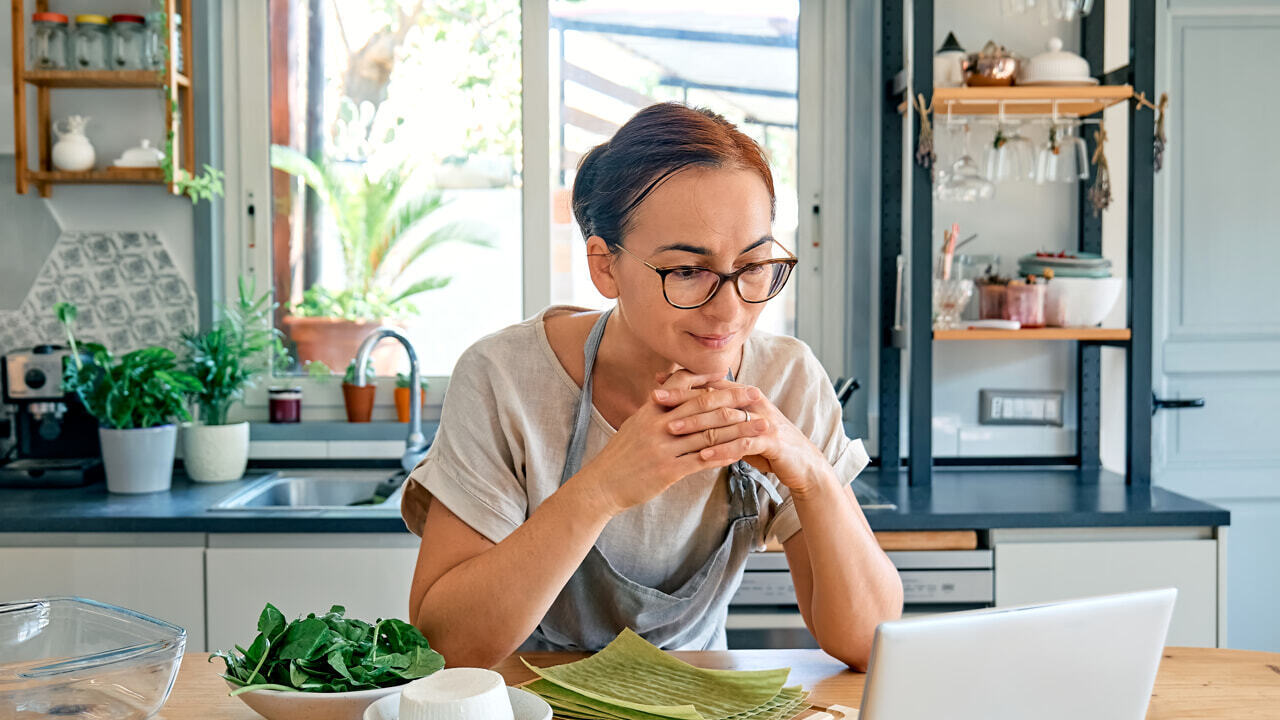 Покупки в одиночестве? Вот как это сделать с умом и помня об отходах