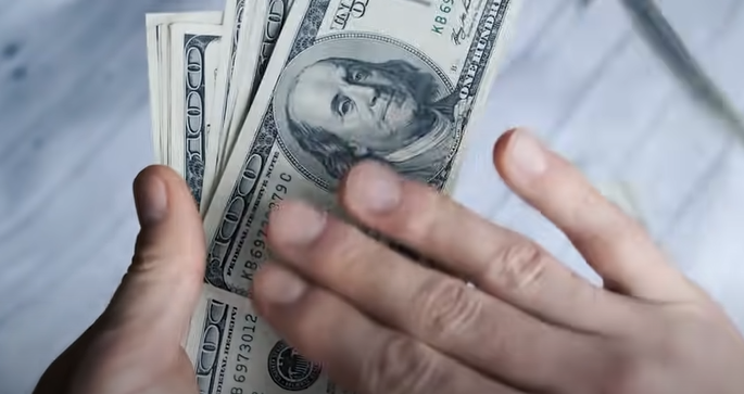 Как быстро избавиться от ДОЛГОВ и КРЕДИТОВ! Метод Бодо Шефера.