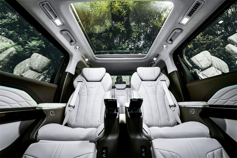 MPV новый первый Hongqi HQ9