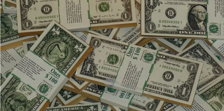 Xiaomi 13 Pro превосходит iPhone 14 Pro Max в испытании на удар Genshin