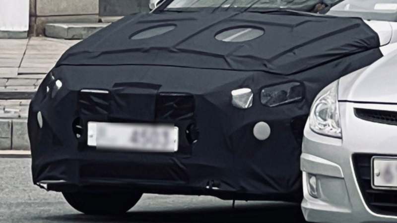 Новые скрытые фотографии Hyundai i20, который будет представлен в 2023году.