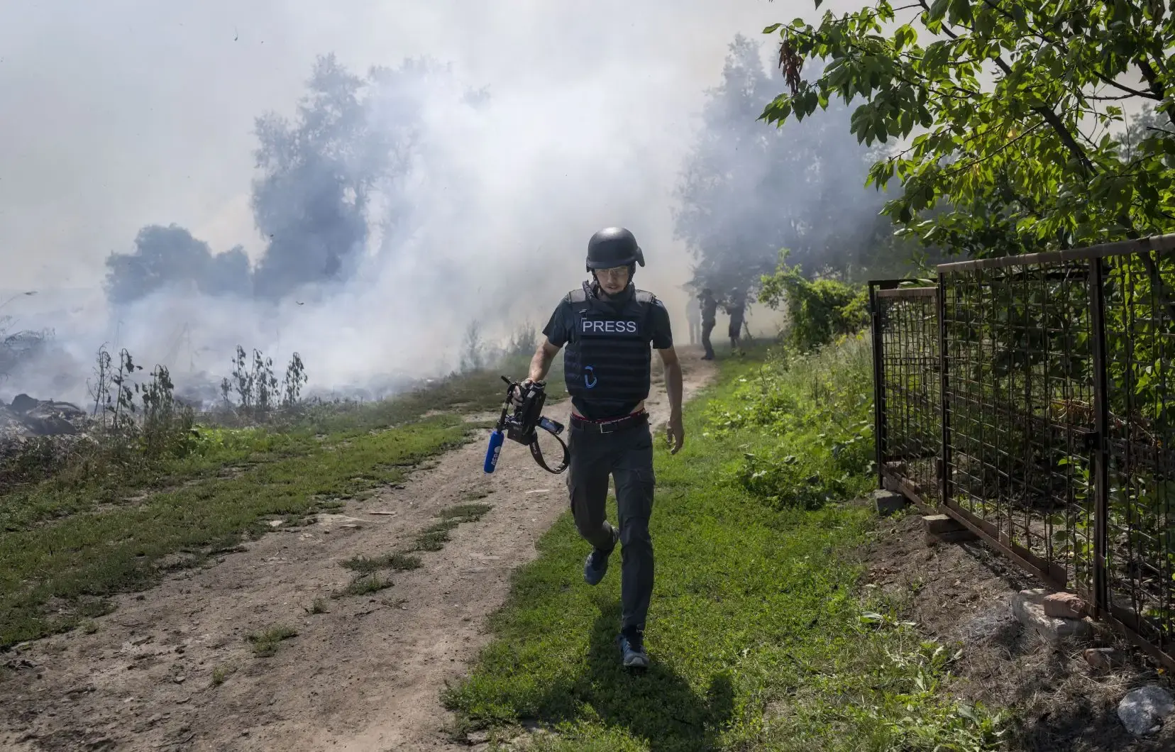 По данным ЮНЕСКО, в 2022 году количество убийств журналистов во всем мире увеличилось на 50%.