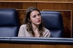 Студентка арестована в Малаге после того, как ее бойфренд, также арестованный, избил одноклассницу.