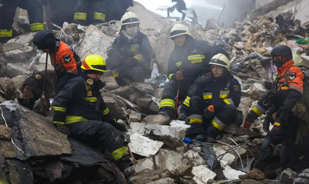 Украинский советник ушел в отставку после заявлений о российской ракете, убившей десятки человек