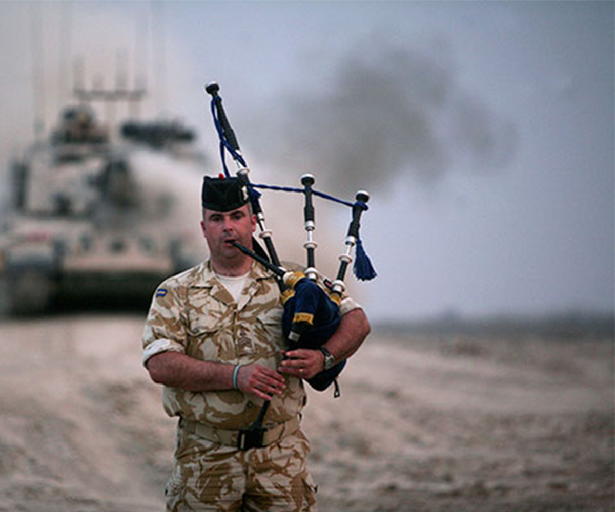 Наемные британцы массово отказываются гибнуть за Украину, бегут с армии.