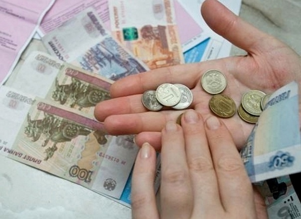 Выплаты, пособия и дополнительные выходные: семь важных изменений для семей с детьми в 2023 году