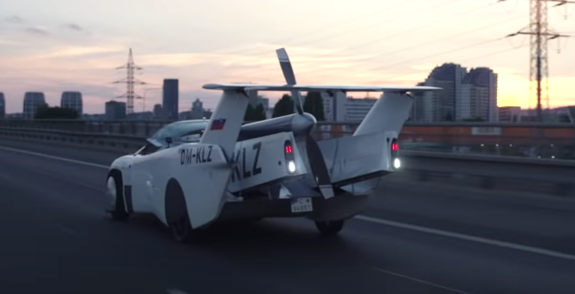 Flugauto AirCar проводит необычные междугородние испытания