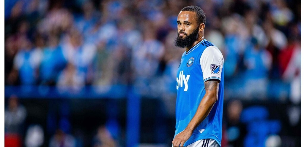 Футболист футбольного клуба «Шарлотт» Антон Уолкс погиб в возрасте 25 лет в результате несчастного случая на лодке..