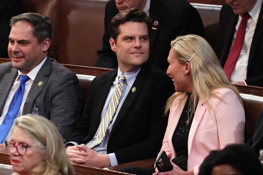 Угрозы взорвать потолок долга ненормальны, и они не исходят "с обеих сторон’