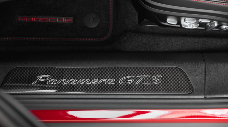 Porsche Panamera GTS(2019 – 2020)