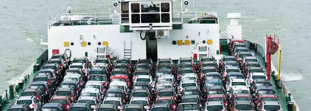 Импорт автомобилей в Россию увеличивается.