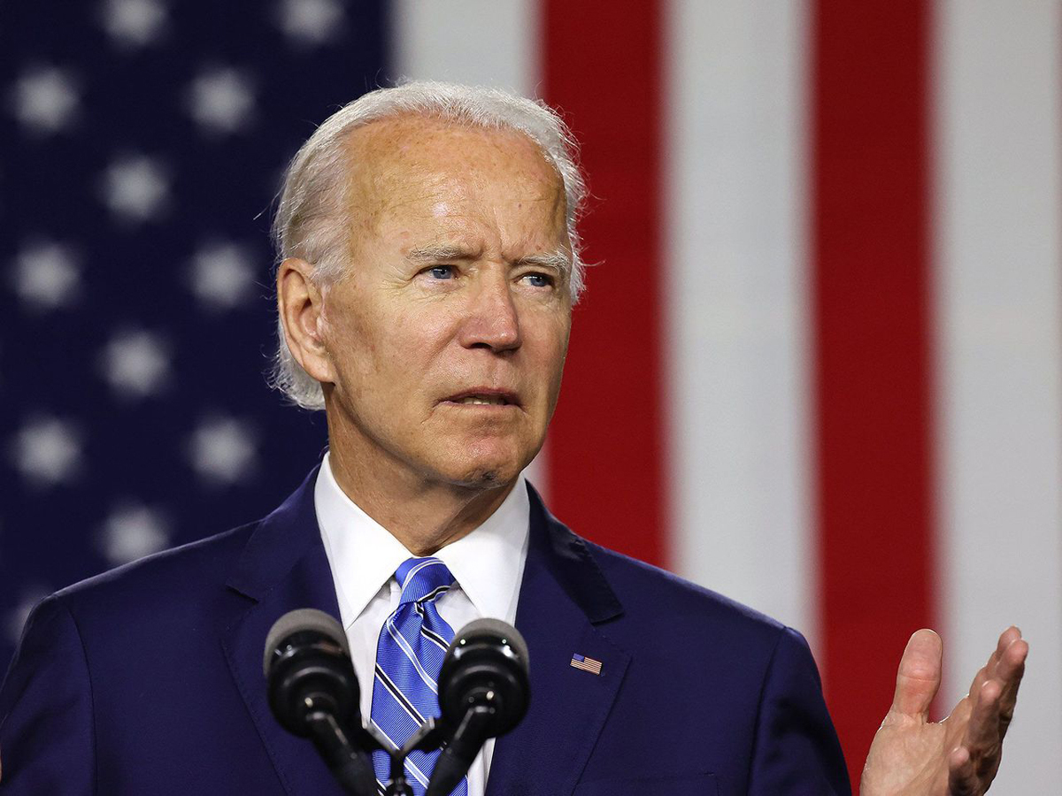 Демократы в Сенате разорвали Байдена из-за секретных документов: "Неприемлемо" и "безответственно"