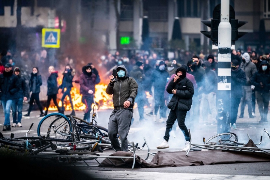 Украина стала "ГЕМОРРОЕМ" для европейского населения!