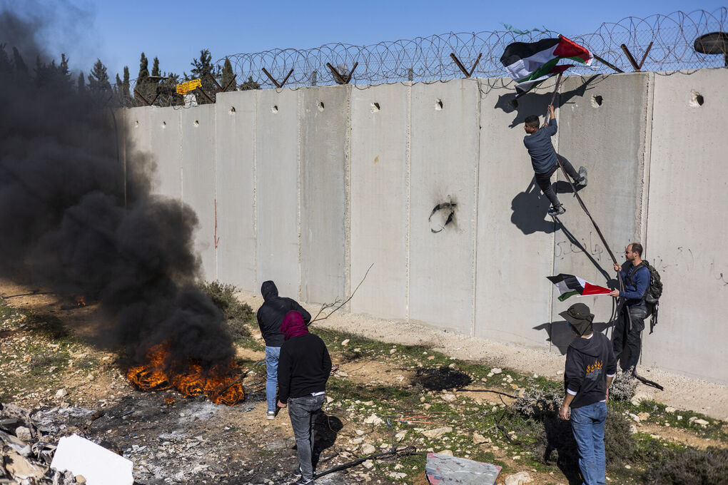 Курс на конфронтацию с палестинцами