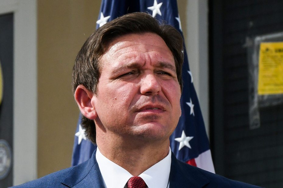ДеСантис объявляет, что Флорида сделает свой запрет на Covid-мандаты "постоянным’
