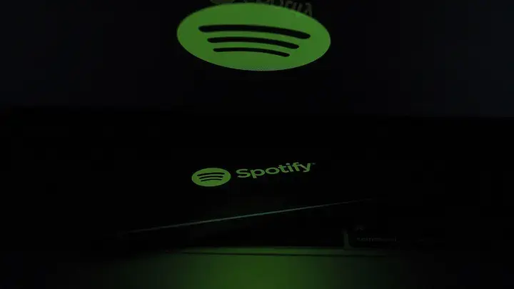 Spotify уволит 6% рабочей силы из-за роста числа технических сокращений.