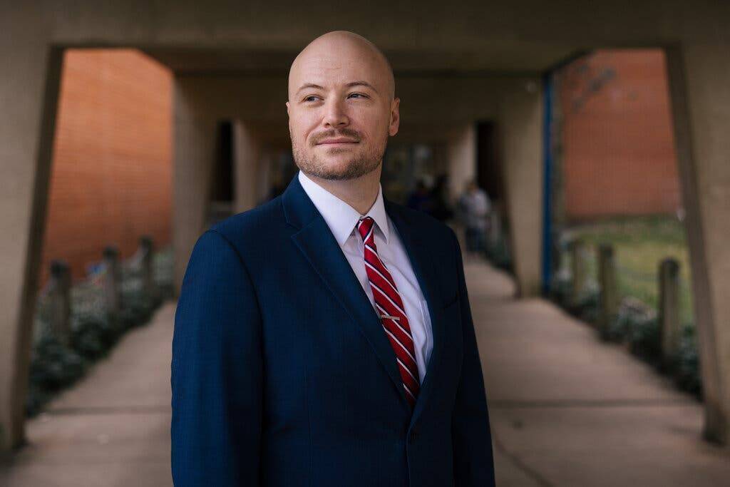 Семьи борются из-за прекращения пандемической программы бесплатного школьного питания