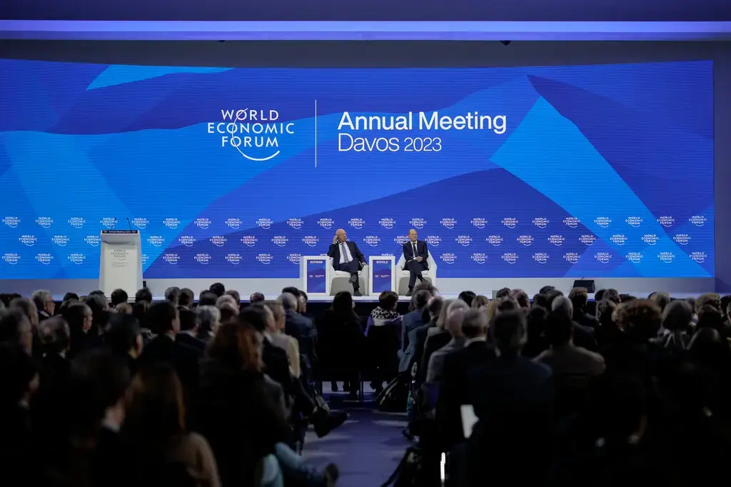 В Давосе европейские проблемы из-за закона "Сделано в Америке".