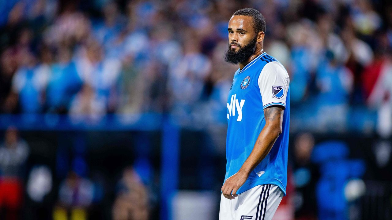 Футболист ФК "Шарлотт" Антон Уокс скончался в возрасте 25 лет в результате несчастного случая на лодке