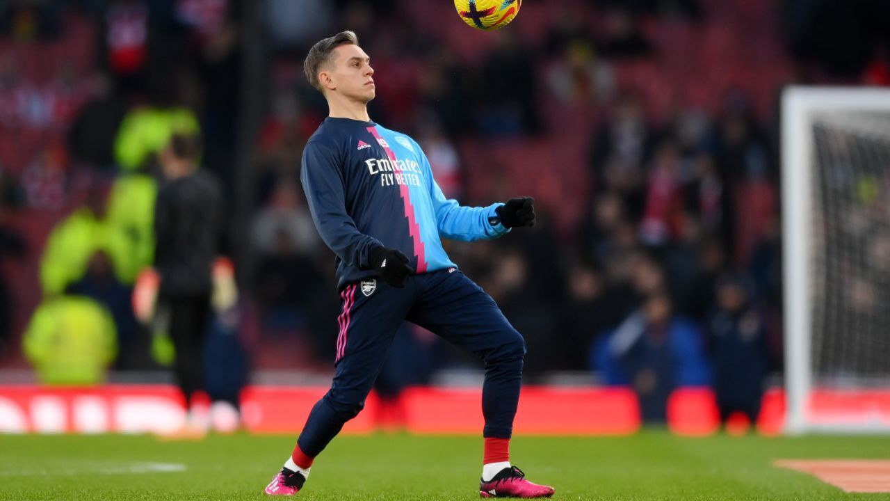 Набрав 50 очков в 19 матчах, "Арсенал" занимает поул-позицию, чтобы неожиданно выиграть титул чемпиона Премьер-лиги