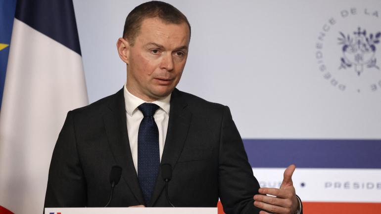 ДИРЕКТ. Пенсионная реформа: возврат к установленному законом пенсионному возрасту в 64 года "означал бы отказ от возвращения к сбалансированности"