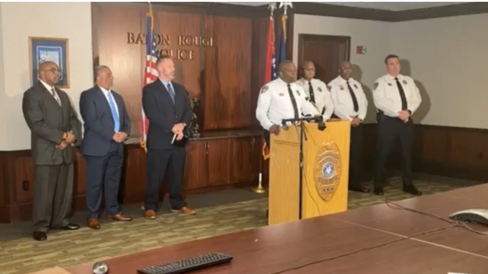 В результате стрельбы в ночном клубе Луизианы ранены 12 человек