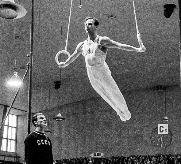 "Пройдя 17 концлагерей он смог стать 7-кратным Олимпийским чемпионом." Невероятная история гимнаста Виктора Чукарина