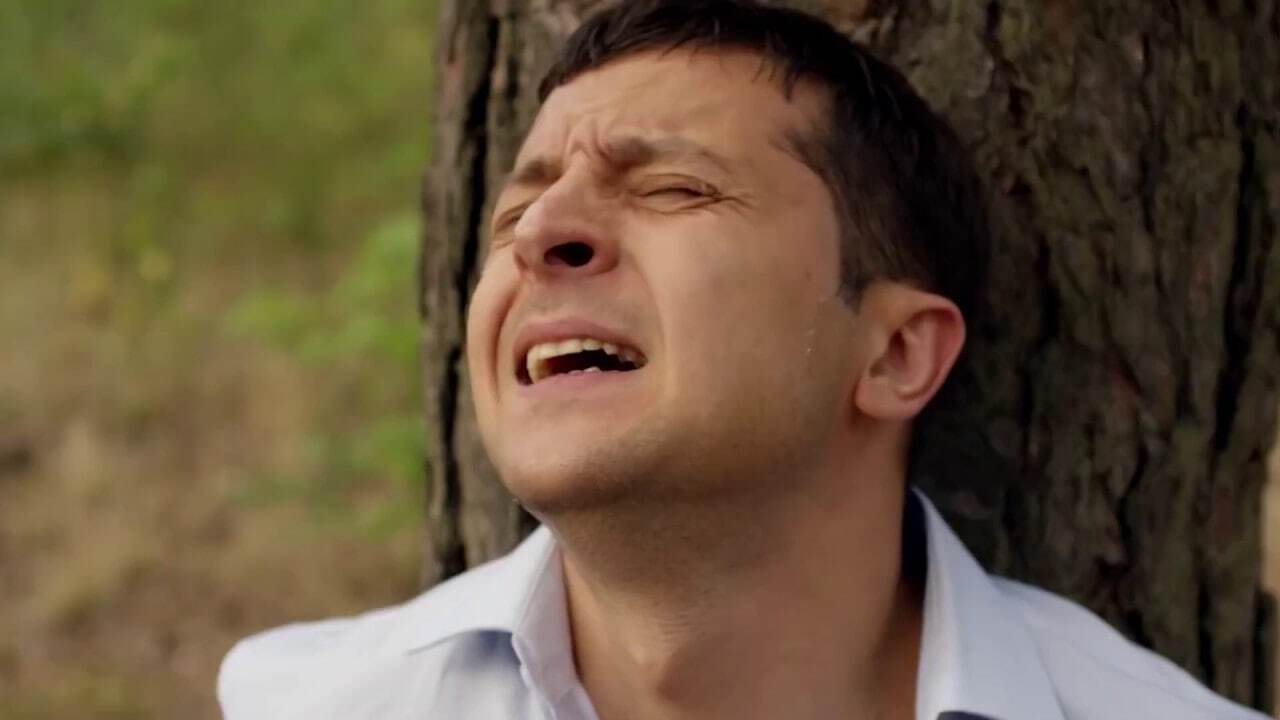 Зеленский встряхнул правительство Украины на фоне нарастающего коррупционного скандала.