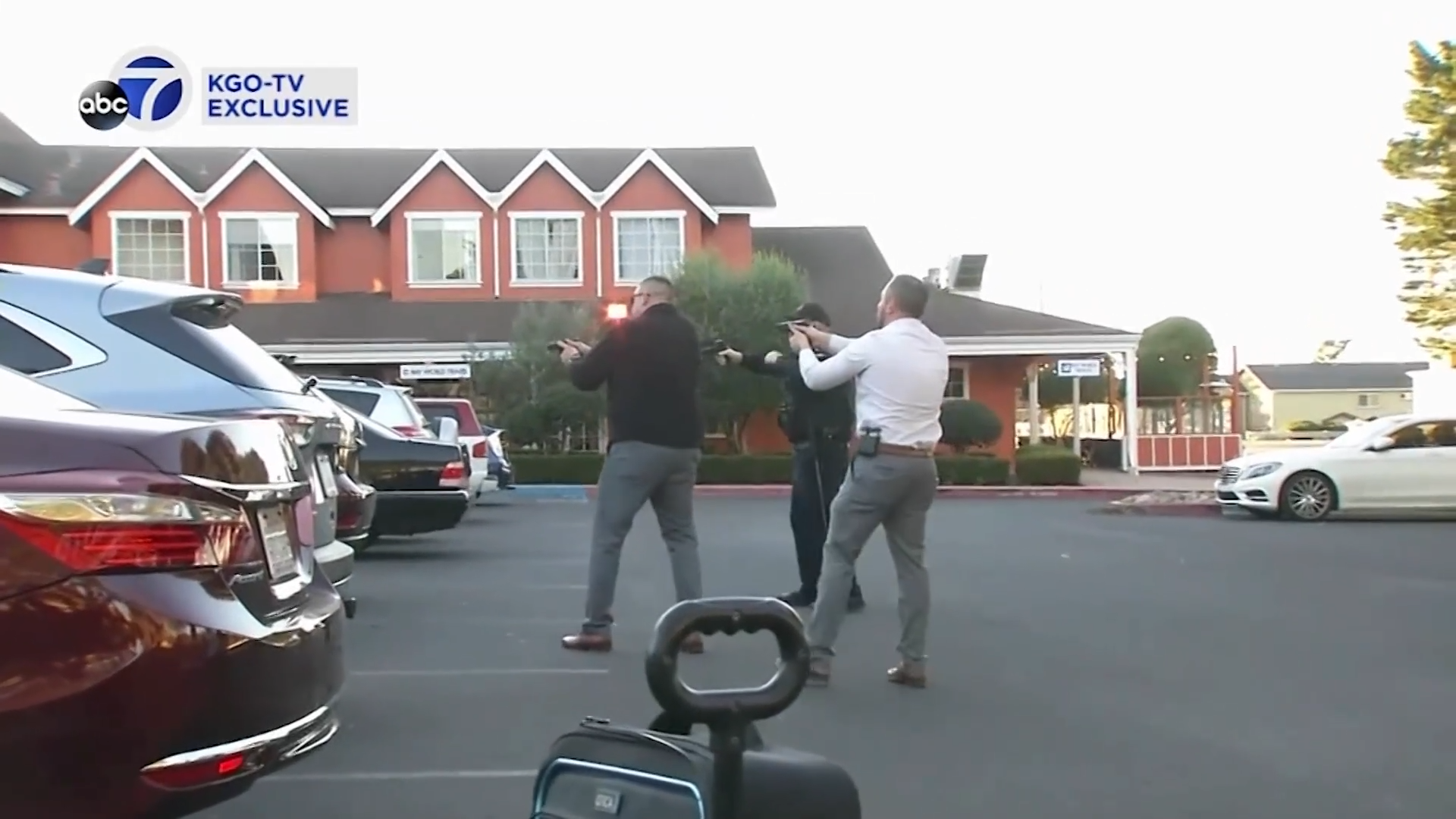 Калифорнию потрясли массовые расстрелы со смертельными случаями