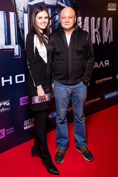 Кто кого обманул? Причины развода Сергея Гинзбурга и Яны Поплавской.