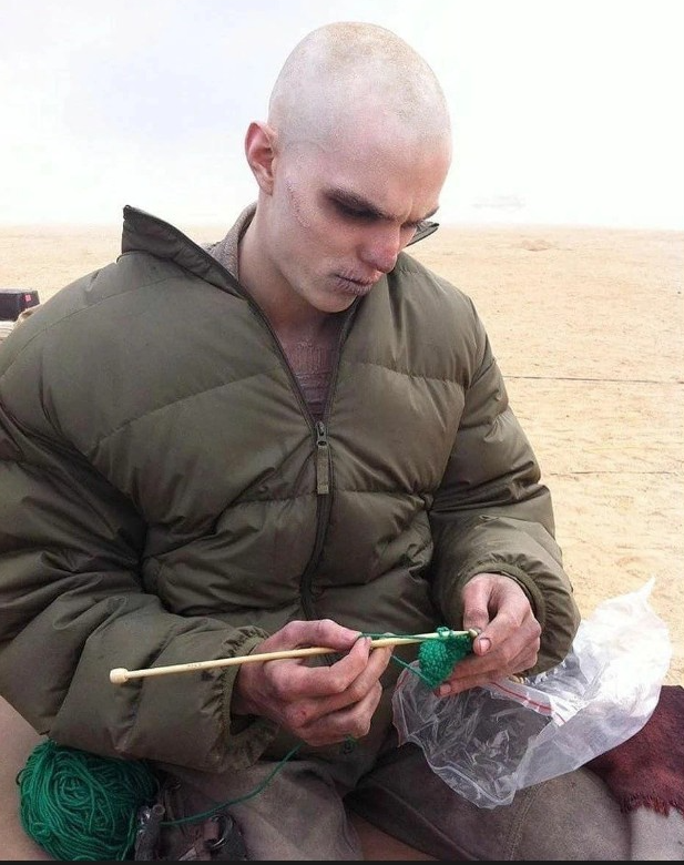 Раритетные кадры со съёмок и премьер любимых фильмов.