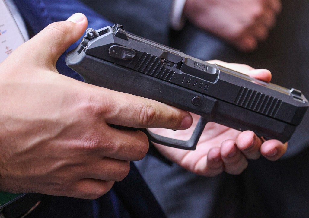 Студент планировал расстрел в колледже из-за неудачного дня рождения