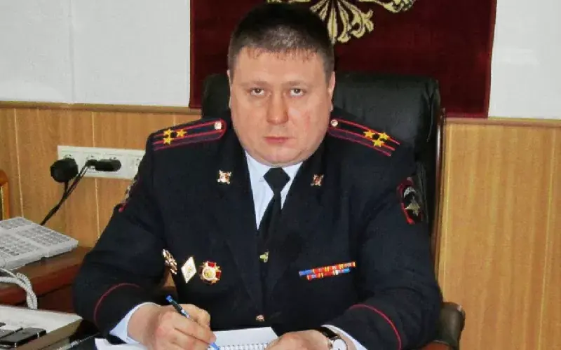 "Папа с сыночком обиделись на риелторов и решили их устранить": проделки "оборотней в погонах" и более четверти миллиарда рублей