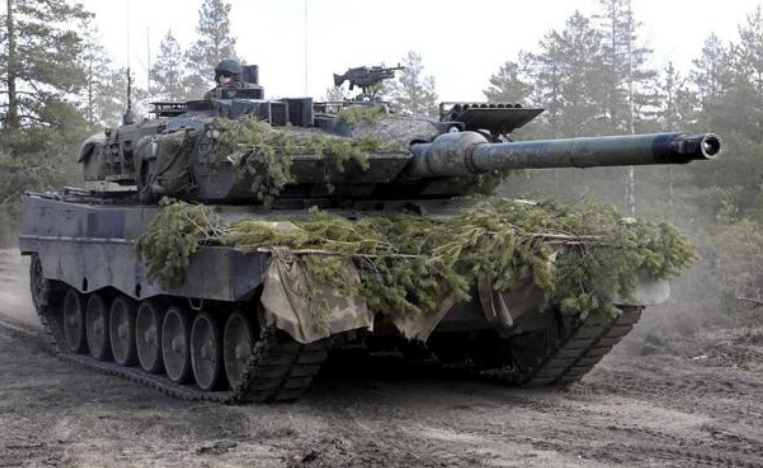 Испания отправит Украине танки Leopard и предложит обучение по их использованию