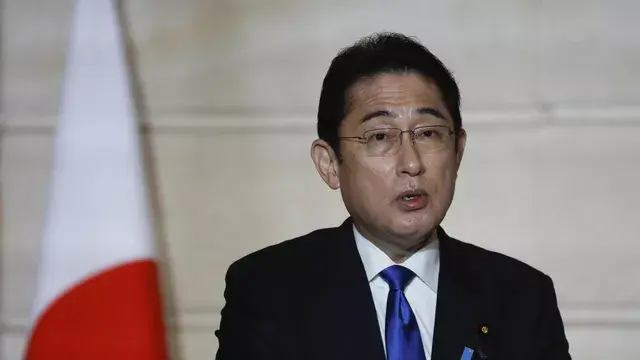 Сын премьер-министра Японии унижен во время командировки в ЕвропуСын премьер-министра Японии унижен во время командировки в Европу