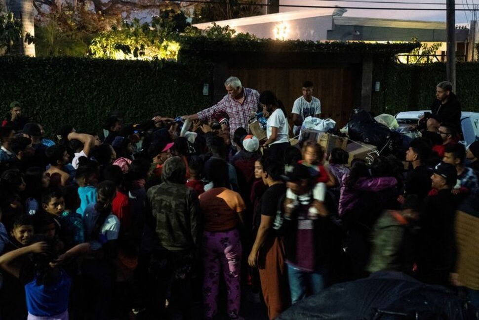 Число арестов кубинских, гаитянских, никарагуанских и венесуэльских мигрантов в Соединенных Штатах сокращается.