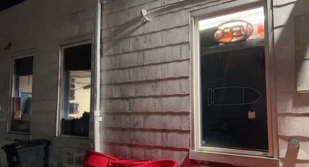 60 украденных единиц оружия пропали без вести после того, как 13 человек были арестованы за серию краж огнестрельного оружия