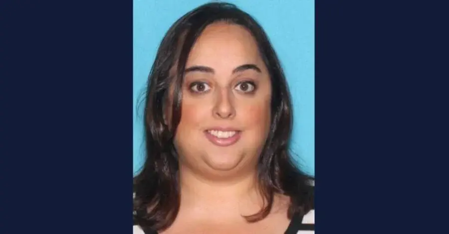 Обвиняется в краже ,8 млн.