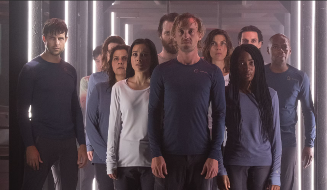 По-настоящему жуткий космический сериал 2018 года, снятый в стиле «Пандорума» и «Чужих»