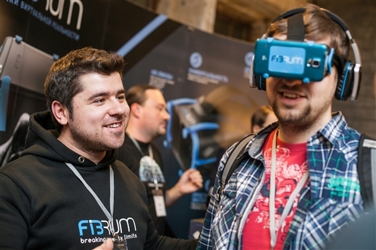 Наша миссия — сделать йогу доступной для всех, кто хочет сделать йогу частью своей повседневной жизни.